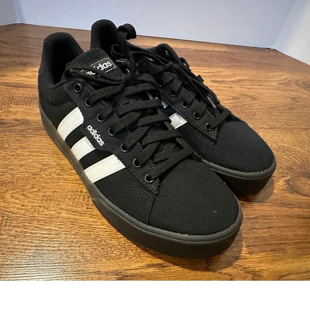 Adidas Daily 3.0 Sneakers Black White Translucent Sole Women’s 9.5 / Men’s 8